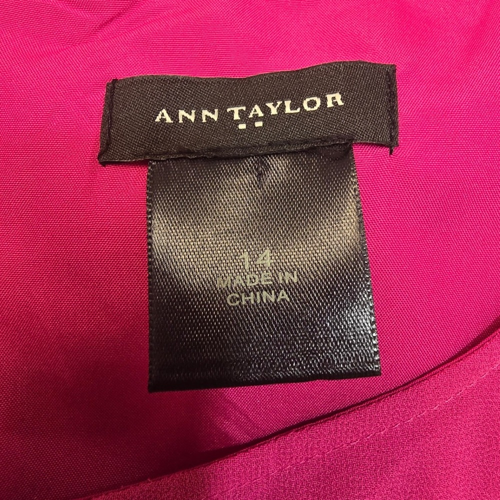 Ann Taylor Magenta Fuchsia Shift Dress Size 14 Office Chic Feminine Classic - Picture 2 of 7